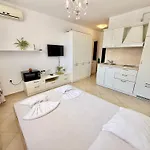 Menada In Cascadas Aparthotel Sunny Beach