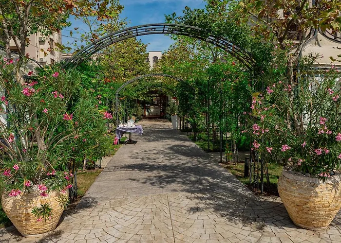 Menada In Cascadas Апарт-отель 3*