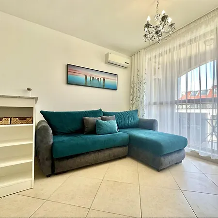 アパートホテル Menada In Cascadas 3*