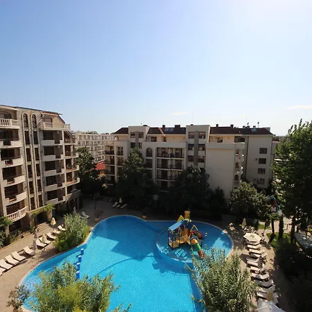 Menada In Cascadas アパートホテル サニービーチ